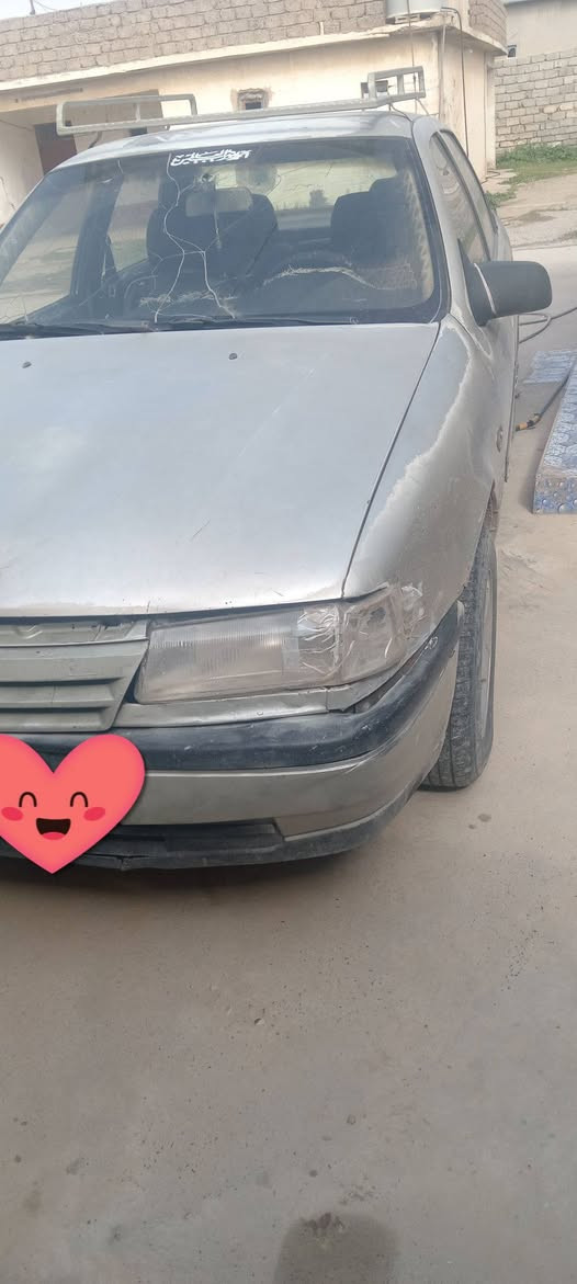 اوبل فكترة حجم 16محرك وكير وصدر كلو شرط رقم نينوي فحص اخضر شرعي متوفي بس مسوين قسام  يعني بيها قاصر واحد ☝سيارة حلوة مال بيت وقتصاديه بل بونزين السعر 23ورقه ترهم مقدمه 10ورقات والباقي اقصاد حسب التفاق ومراوس ترهم حسب القناعه الشراي يتصل على رقم الهاتف ***********الي موشراي يتخطه النشر رجا
