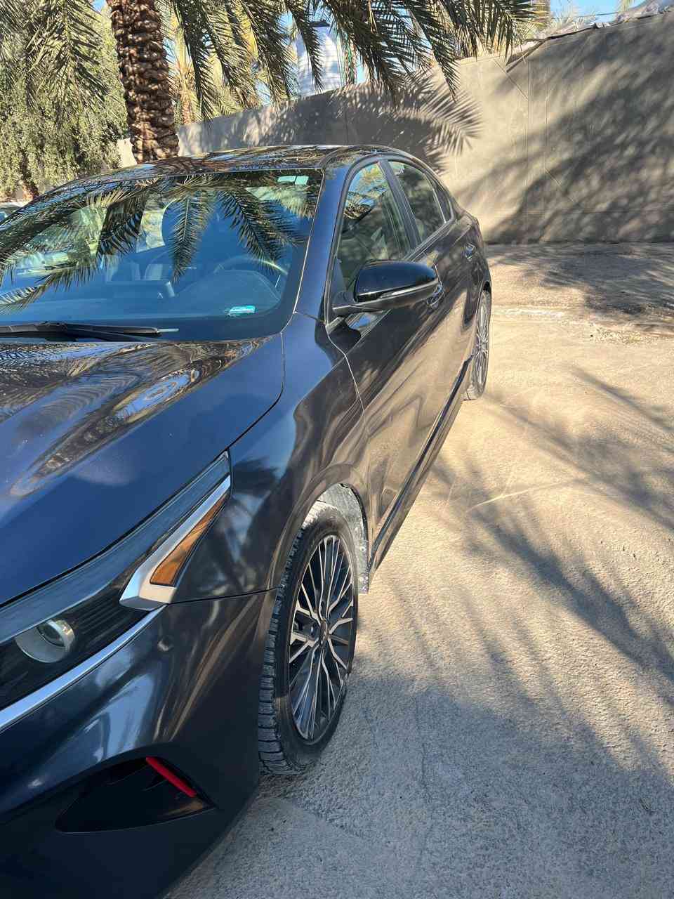 فورتي
٢٣ 

ضربته بسيطه كلش 

تترقم بغداد أو بابل بكيفالمشتري السياره جديده وحادثه كلش خفيف صور الحادث بمنشور السعر 160 وبيه مجال ***********
