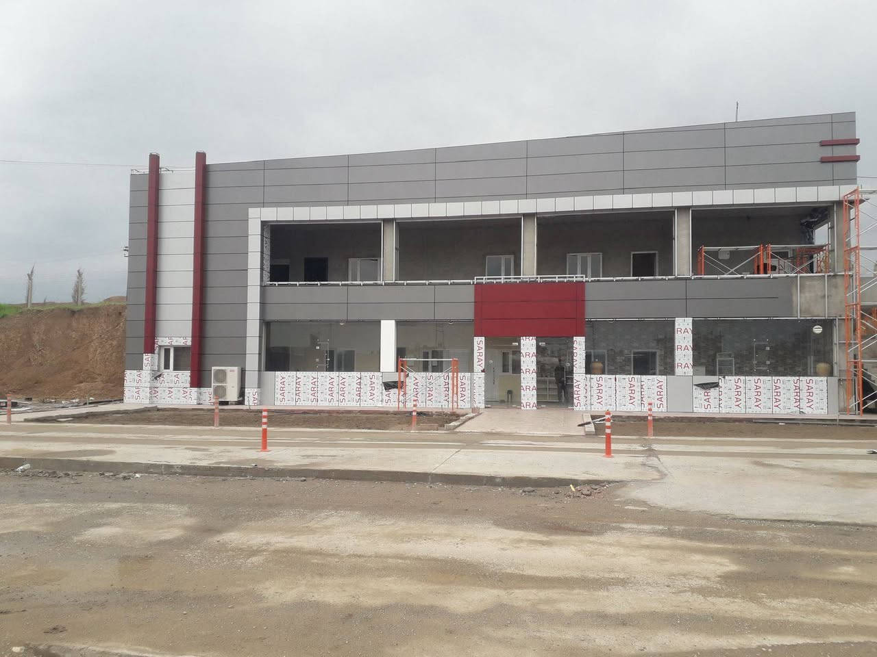 تغليف جميع البنايات ورفع كابون

تغليف واجهات بأسعار مناسبه ✅

لتطوير الواجهات عن الاستعداد لرفع الكابوند الواجهات واستبداله بمواد غير قابلة للاحتراق
نقدم لكم احدث ديكورات(فرونتك، بورسلاين،بوردكس،  كوته سستم، جام 
  
وأعمالنا متطابقه للصور 
ومتقنة وبحرفية عالية 
العمل يتم بكوادر متميزه 
لمسة جمالية تناسب جميع الأذواق
للاستفسار يرجى مراسله الصفحه ✅
#ديكور #فرونتك
*********** وتساب
