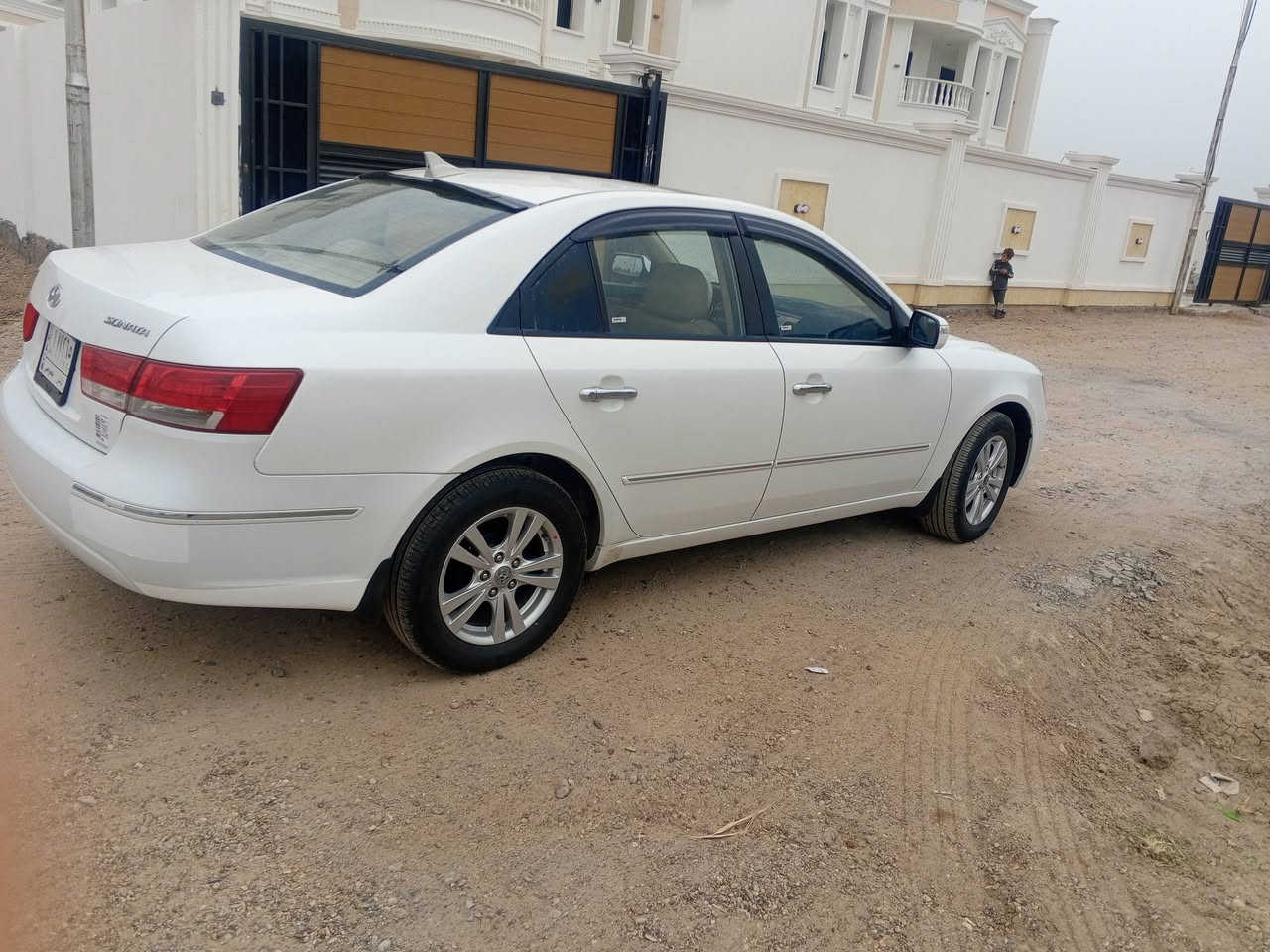 سوناتا رقم انبار مكفوله من ظربه وصبق 
وتبديل مو ديل 2010 خليجي 2400
العنوان الرمادي رقم الموبايل ***********
