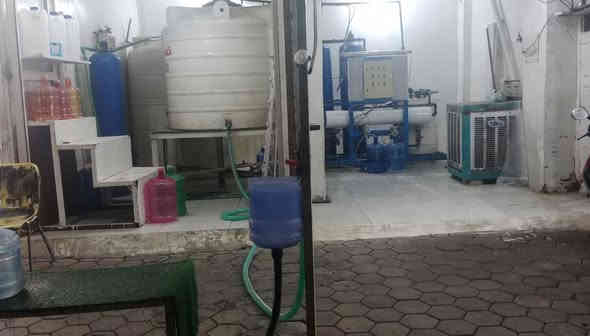 السلام عليكم
محطه ماء ارو لبيع ام لتر 

منطقه تموز مقابيل صيدليه ضحى 

السعر ٧ وبيه مجال الاستفسار على مكلفة بنشره صاحب هذا رقمه

***********
