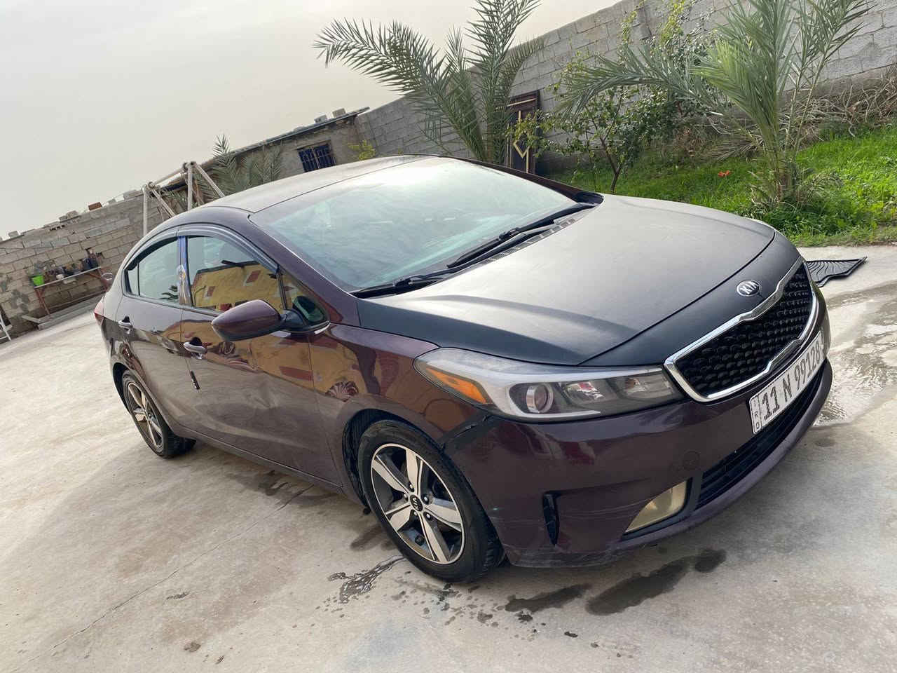 السلام عليكم 
سيارة فورتي 2018بغداد سنوية جديدة وهزة جديدة بسمي ظررها البنيد سرقة والجنطة ماشيه 105
كير محرك خير من الله السعر 117وبيها مجال ديالى خان بني سعد
***********
