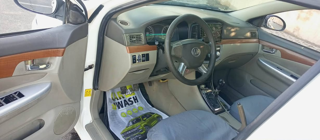 السلام عليكم من رخصه الادمان المحترم ليفان 620 رقم بغداد بسمنه السنوية صاقطه بشهر 12 السعر 55وبيه مجال العنوان كربلاء رقم الهاتف ***********
