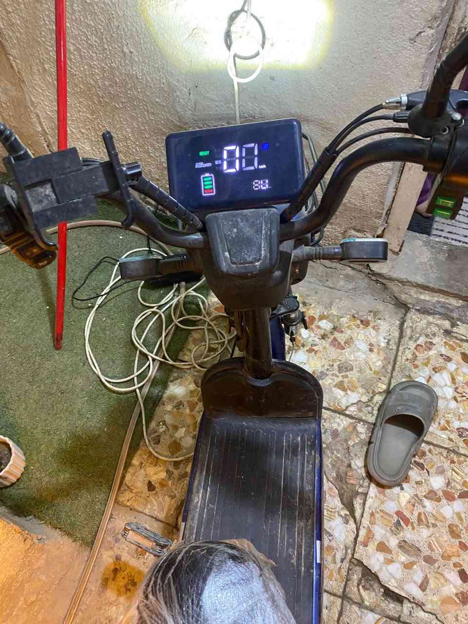 يا الله السلام عليكم دراجة شحن للبيع بعدهة جديدة استخدام شهر ونص فقط السعر 350 مكاني بغداد الغزالية ***********
