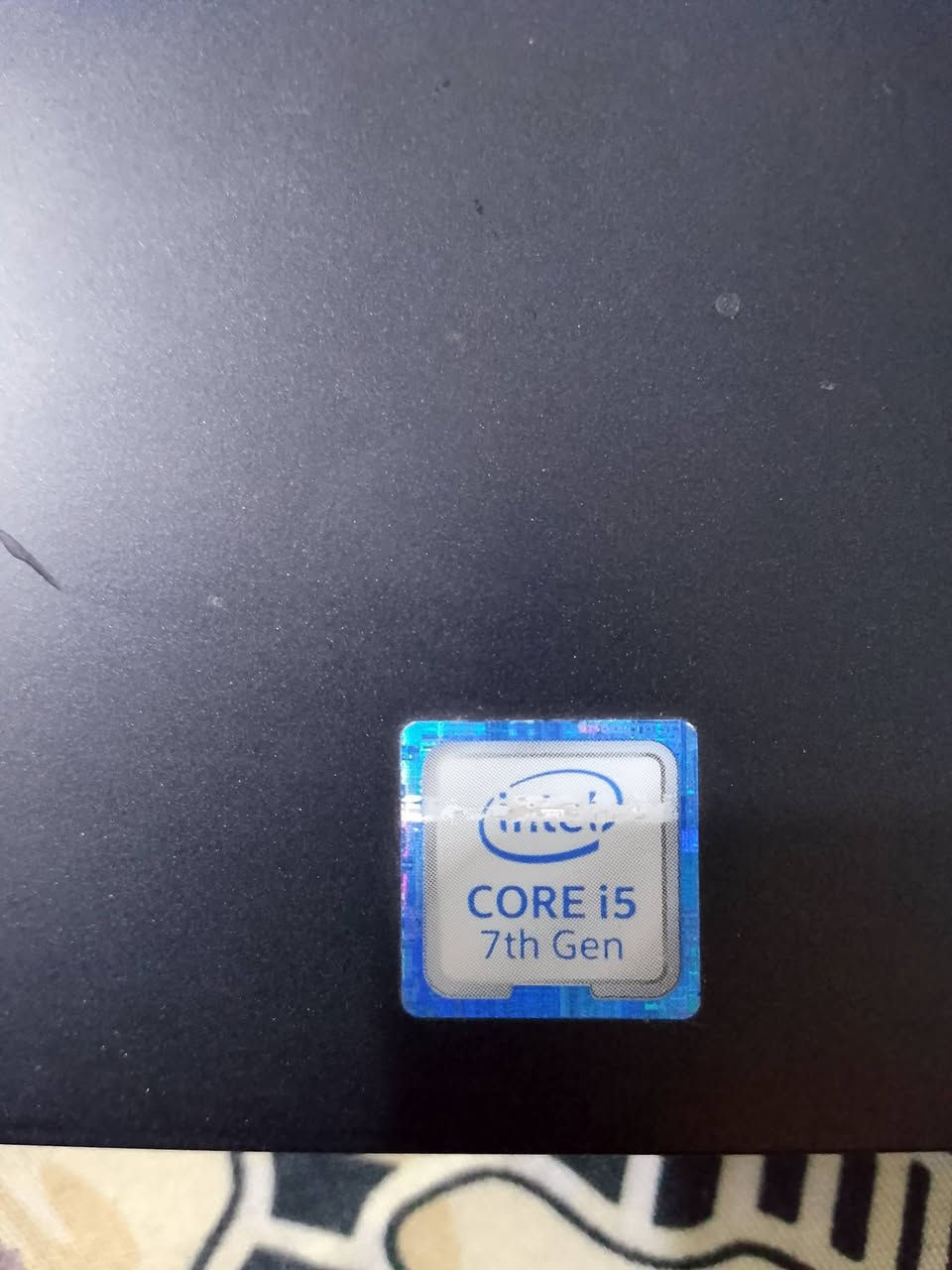 السلام عليكم لابتوب dell latitude 5580 حجم 15.6
معالج core i5 جيل السابع
كرت الشاشة intel uhd graphics 680
ذاكرة نوع ssd 256
رامات 8 نوعية ممتازه
شغال 100/100 نقص فقط بطارية
مكاني حله السعر 150 رقمي ***********
