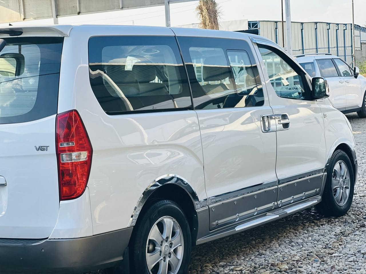 السلام عليكم. يوجد ستاركس مسكر. 2017رقم بصره. بسمي شخصين كفال وصبغ العراق كص وتعلاه جاهز تخم تاير ويل. 17حداديه تواجد في معرض سيد.اكرم الشرفي  مكان بابل الشوملي. ***********
