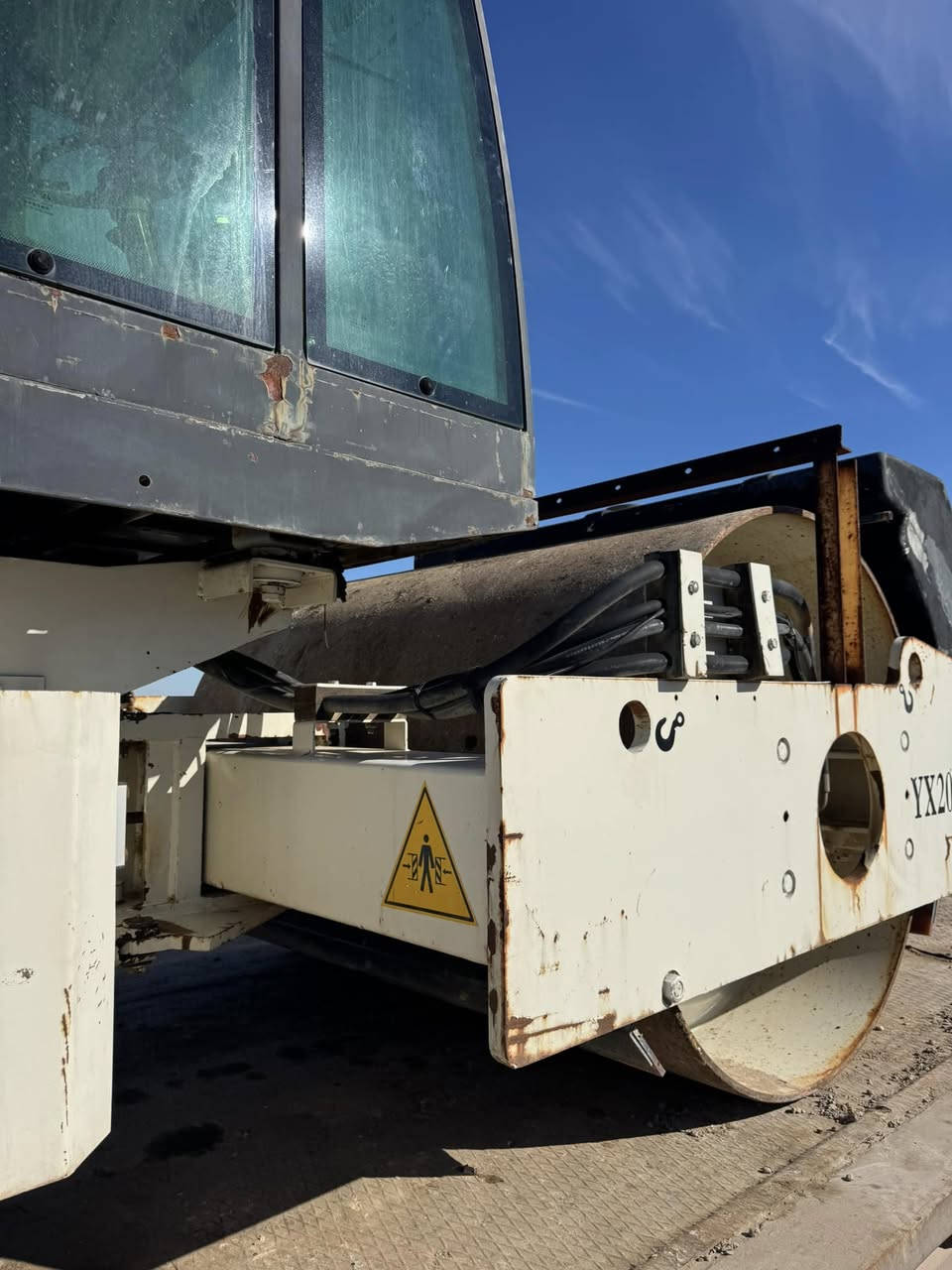 ‏Lutong yx207g
‏‎موديل 2008
‏‎4000 ساعة 
جاهزة للعمل 
‏‎رقم اربيل لوحة وسنوية 
مناسب السعر  
‏‎مكان محافظة : صلاح الدين 
***********
