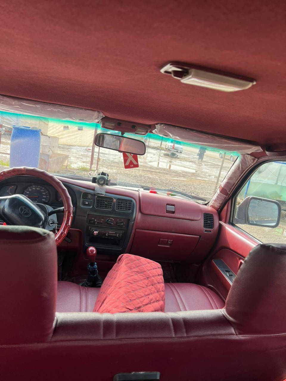 موديل 2000 جمره حار بارد كهربايات كلها شغاله  السياره  لوك شرط طخه ما بيها السياره بس بيها صبغ عام جماليه وكلشي  اطيك ياها شرط محركها وكير  بعدها بلديه  والسعر 98العنوان موصل شلالات رقم الموبايل ***********
