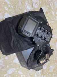 زوم صوت H8 ويا الكيبل ماله  الكارتون موجود جديد مستخدم مره وحده فقط  0...