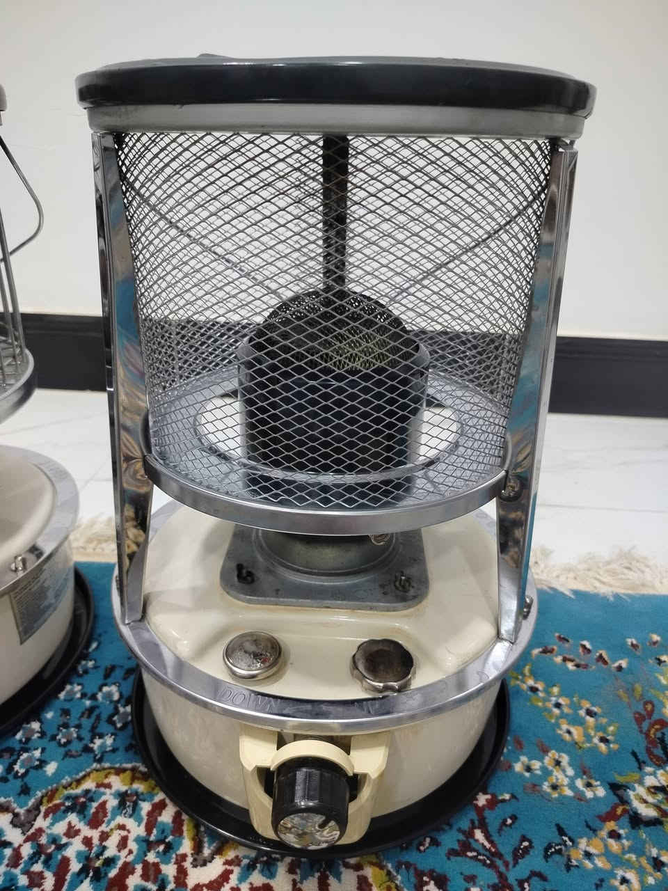 سلام عليكم صوبات نفطيه للبيع استخدام قليل نضاف كلشش
رقم الهاتف *********** سعر الوحده قفل 50 الف
