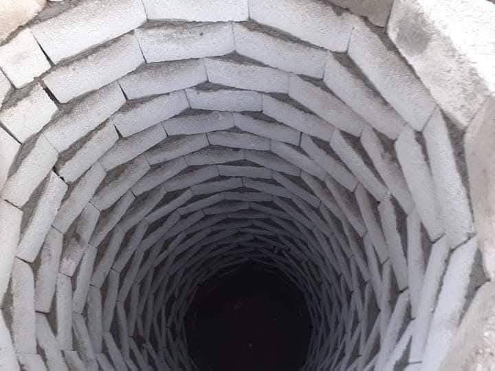 سلام عليكم يوجد كادر حفر منهولات بانسب الاسعار الرقم. ***********
