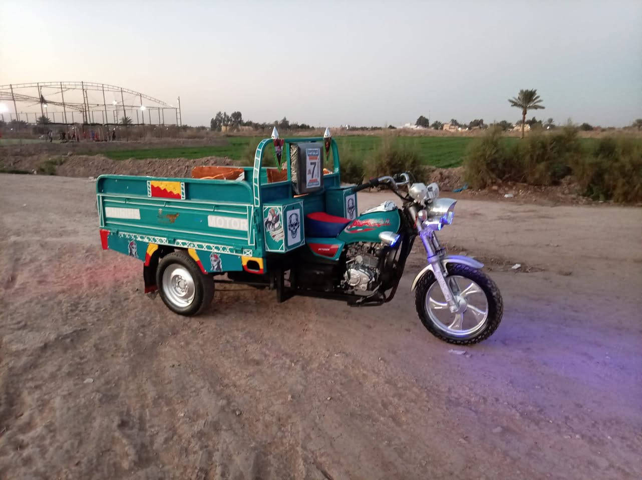 السلام عليكم ستوته للبيع موديل 21 محرك 21 اوراق اصولي كفاله عامه ستوته جاهزه سعر 1500 وبيها مجال المكان بابل الشوملي الرقم ***********
