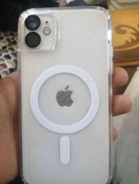 للبيع  ايفون 11عادي  ذاكره 64 بطاريه 72 ملاحضه الجهاز ما مبدل كلشي  ال...