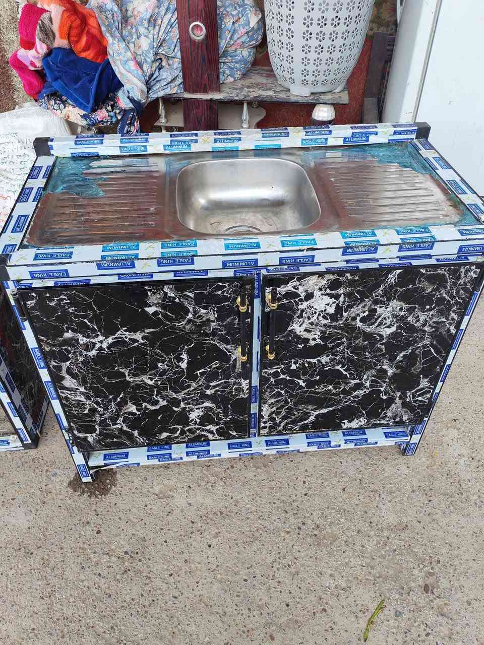 كاونتر تفصال  جديد ما مستعمل  ابد سنك وملحق سعر 100 الفضيليه   ***********
