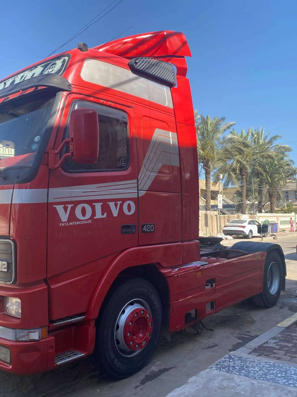فالفو للبيع موديل ٢٠٠١ ارقام وسنوية جديد حجم ٤٢٠ دسك بريك سبلت السعر ١٣٥ العنوان بغداد الدورة رقم الهاتف /*********** يوجد واتساب
