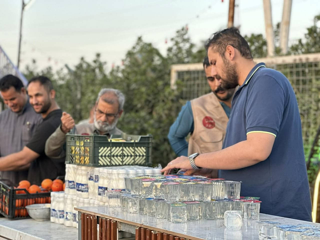 شهر رمضان شهر السخاء و العطاء 
(محطة افطار صائم) . . . اليوم الرابع على التوالي تستمر
في افطار الصائمين في شوارع مدينة الناصرية 
خلي نحجزلك يوم بثواب امواتك
التبرع الاتصال *********** 
مجاناً في ذي قار    . .  . رمضان وياكم احلئ
مؤسسة وهب الانسانية
