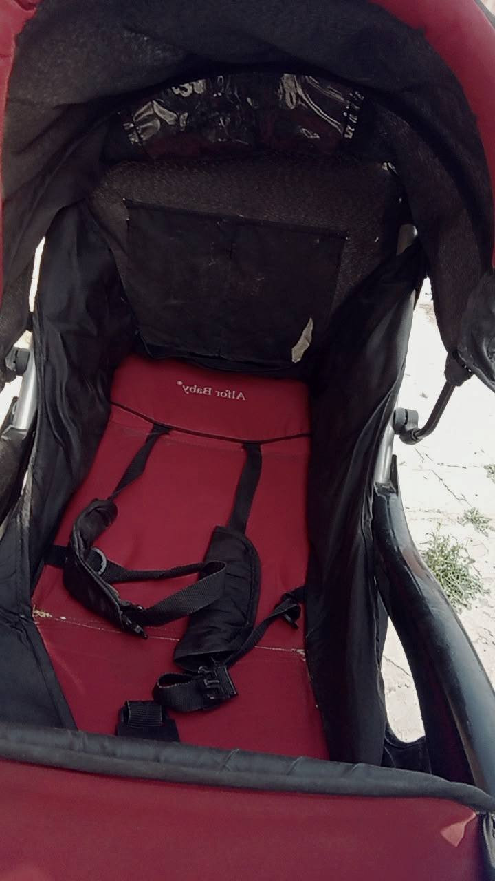 عربانه اطفال 2 نضيفه وكل ضرر مابيه للبيع مكاني حله السعر 45وبي مجال ***********
