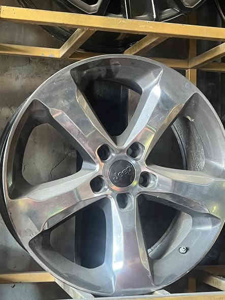 سلام عليكم شباب وصلت ويلات جيب حجم 20 نفق الشرطة مجمع العربة بغداد ***********
