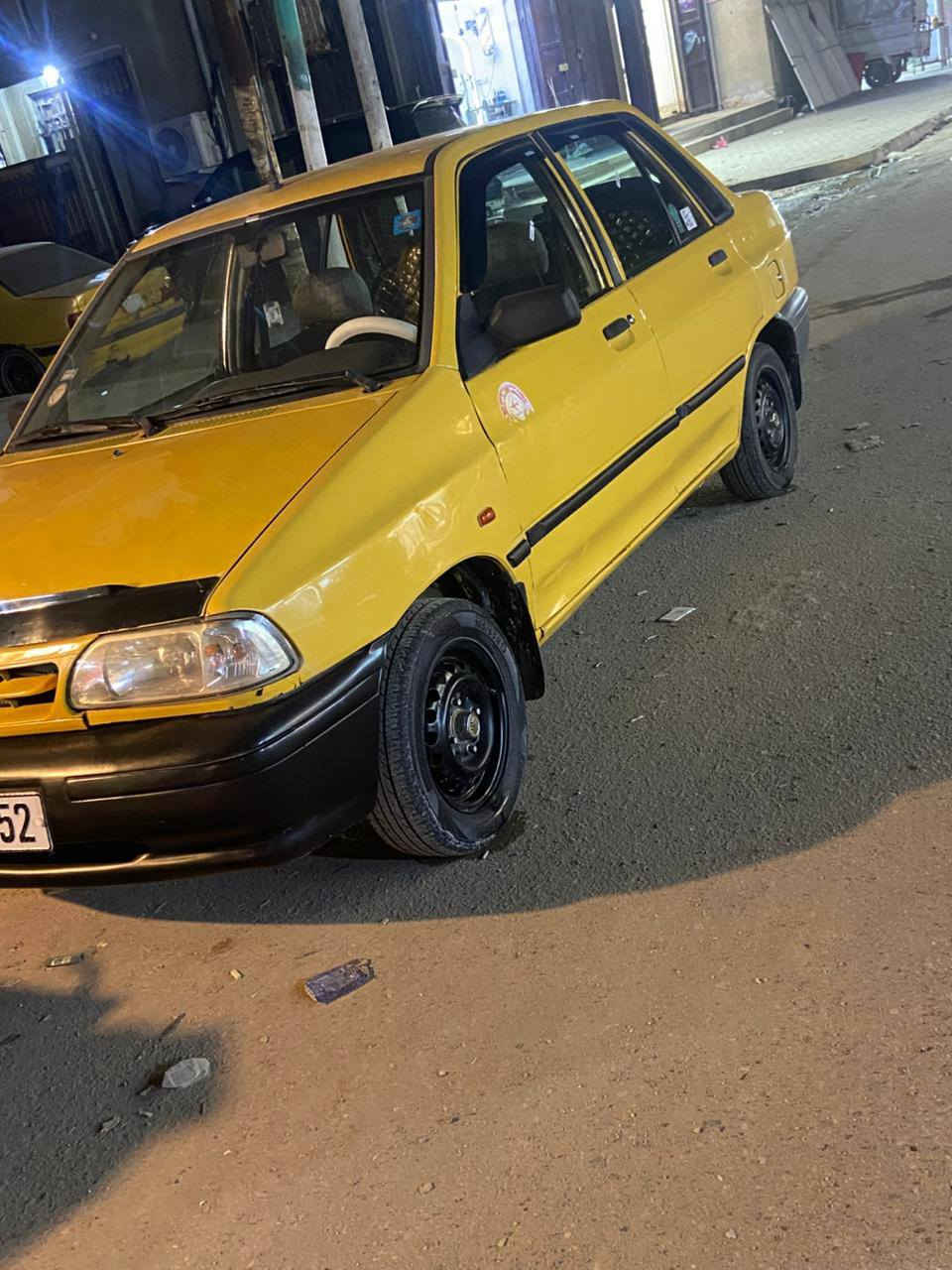 السلام عليكم سايبه موديل 2012مكينه بيه صوت خفيف بس لا تنقص ولا تبخر كير جديد شواصي معمرات تعمير حلو سياره جاهزه مصفره تحويل مباشر للبيع السعر 29للستفسار ***********مكان بغداد الشعب
