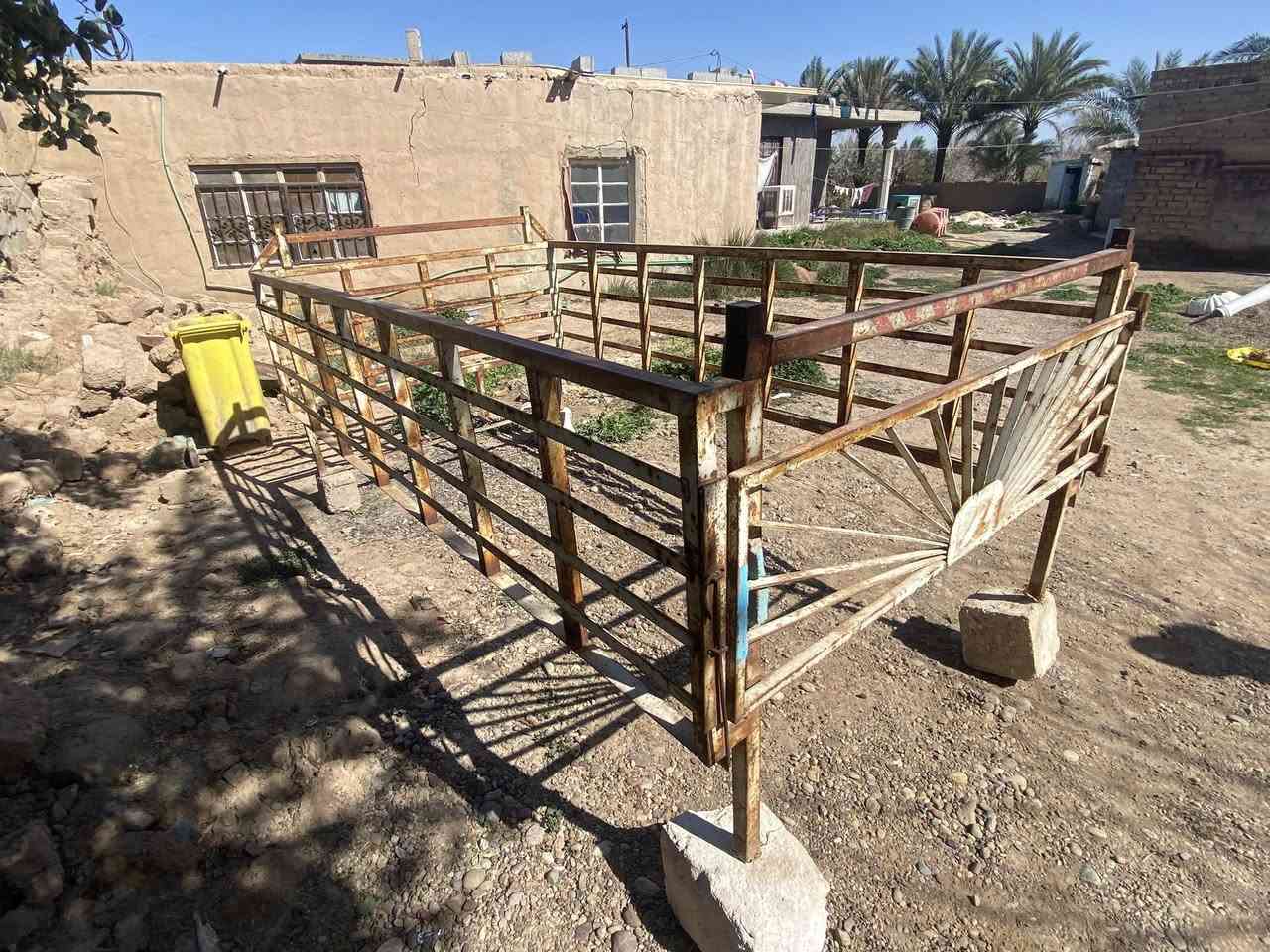 سلام عليكم محجر دانيه للبيع مكان بغداد تاجي
استفسار  ***********
