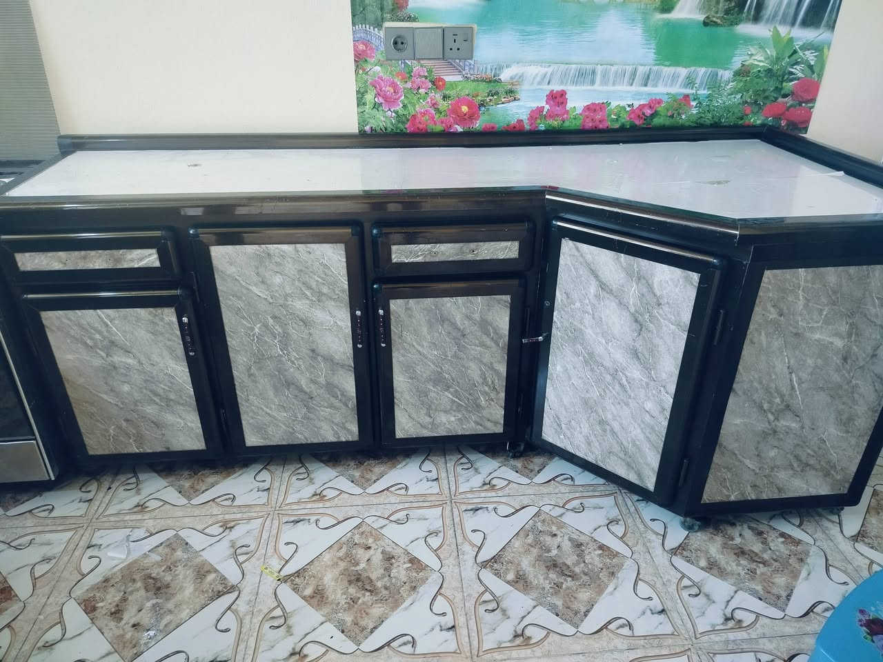 كاونترات للبيع في الموصل حي سومر سعرو الجبير ٢٥٠والصغير ٧٥ بيهم مجال بسيط


**إذا كنت صاحب هذا الإعلان وتريد حذفه لأي سبب، رجاءا أرسل رسالة إلى الدعم الفني**
