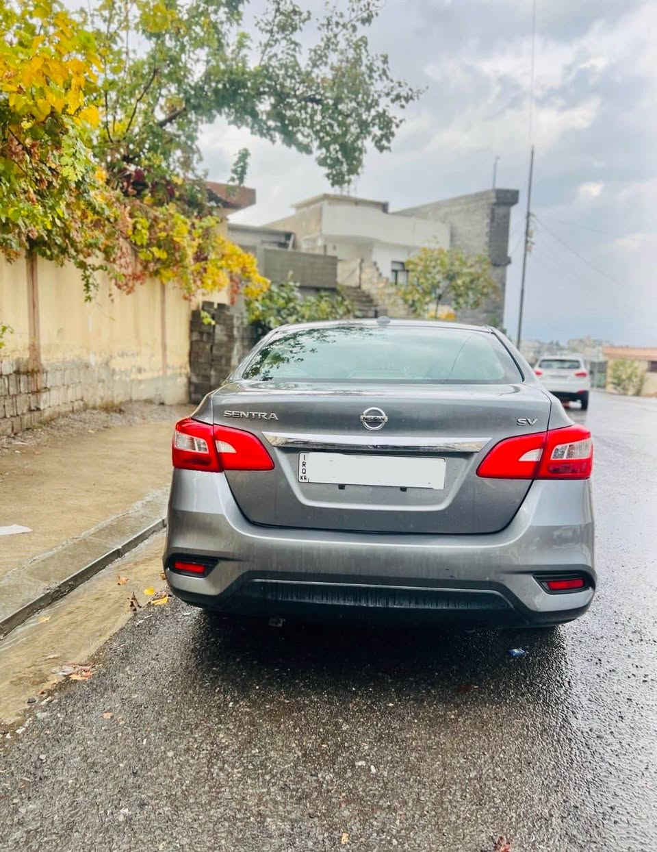 💥📣📣 نیسان سێنترە کەنەدی 💥📣📣 
سەیارەکە مۆدێلی ٢٠١٨ مواسەفات svplus کوشین هیتەر سوکانە ڤۆلیۆمە تحدیل سورحەیە پێش رادار بەسمە سلایدە بە نزبەت سبوخ سەیارەکە هیچ سبوخی نیە سەیارەک زۆر خاوێن ماوەتەوە هەندێک قۆپی هەیە بەڵام پێیوە دیار نیە دەرکەی لای سەکن پشتەوە لەگەڵ هەمان دۆسە شوختەکی بچوکی هەیە بەڵام سەیارەک زۆر زۆر خاوێنە وە سەرەکە رەقەم نوێ هەزە نوێ بە نزبەت سحری ١٢٥ مجەلی کەمو برایان ( ***********) أربيل, العراق
