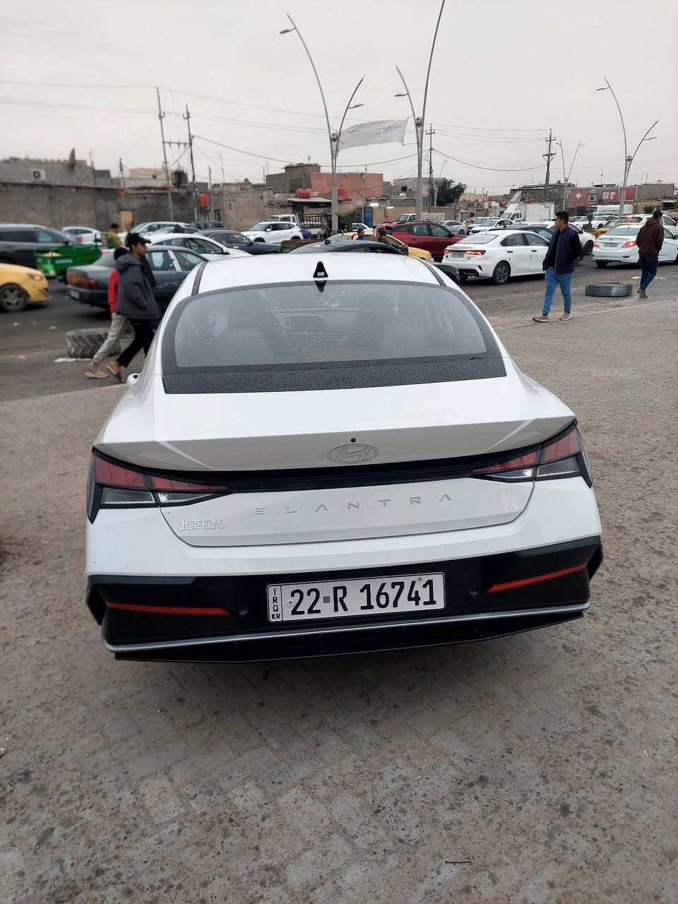 موديل 2025 مكفول عام السعر 152 ماشي 20الف ***********
