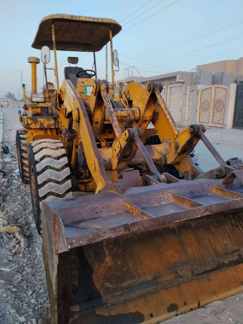سلام عليكم شفل  70البيع موديل 82   سجينه جديده  بريك اربع وياله مكينه خير من الله    مكان بغداد رقم ***********
