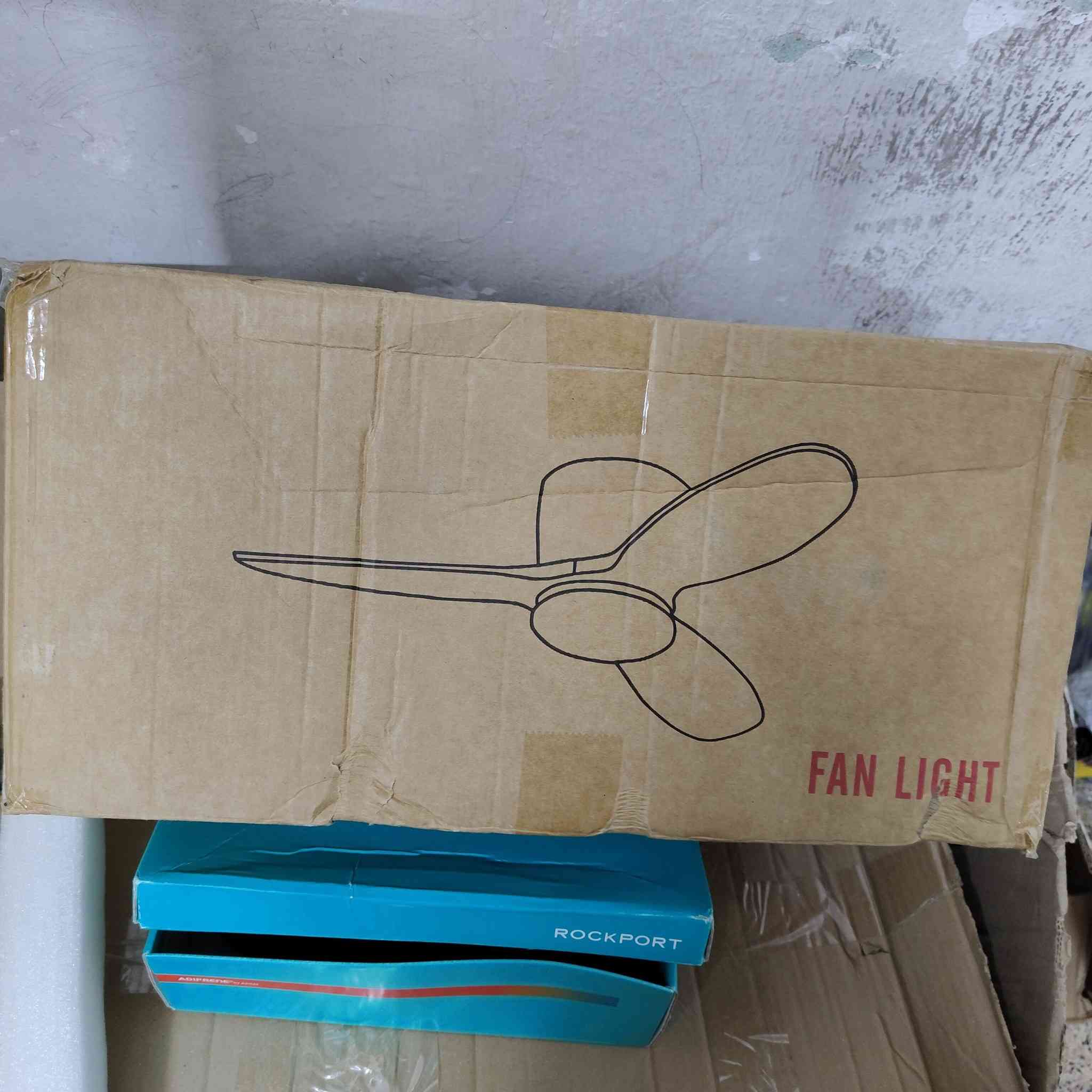 متوفر مروحة سقفيه مع انارة بالسليفون


**إذا كنت صاحب هذا الإعلان وتريد حذفه لأي سبب، رجاءا أرسل رسالة إلى الدعم الفني**