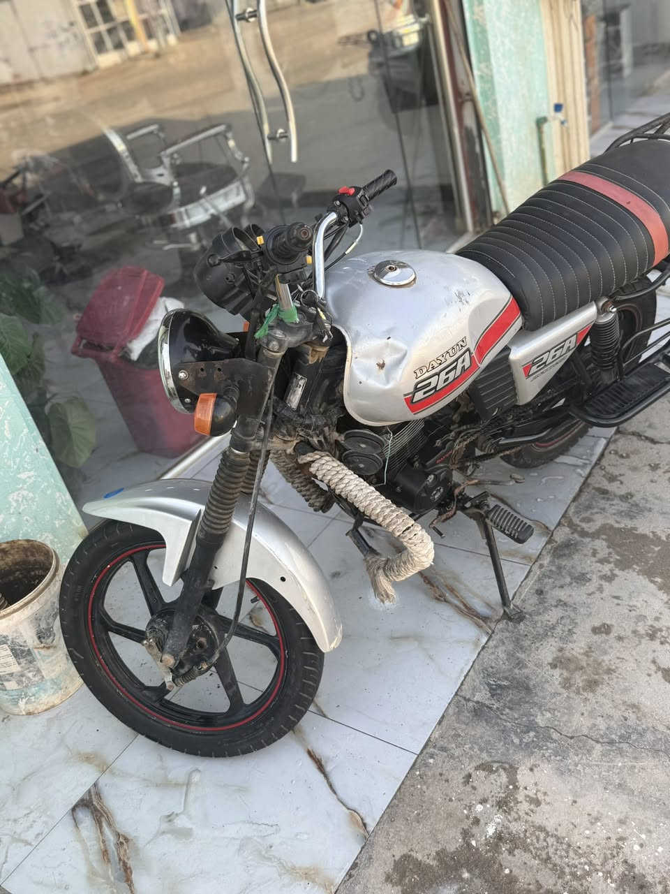 ديوان 20
وراق ضايعه

سعر 625

مكان حله أبي غراق

***********
