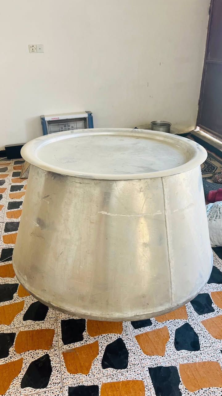 السلام عليكم 
جدر قزان للبيع الوزن الثقيل ياخذ 160 كيلو بعده جديد مستخدم مره واحده


**إذا كنت صاحب هذا الإعلان وتريد حذفه لأي سبب، رجاءا أرسل رسالة إلى الدعم الفني**