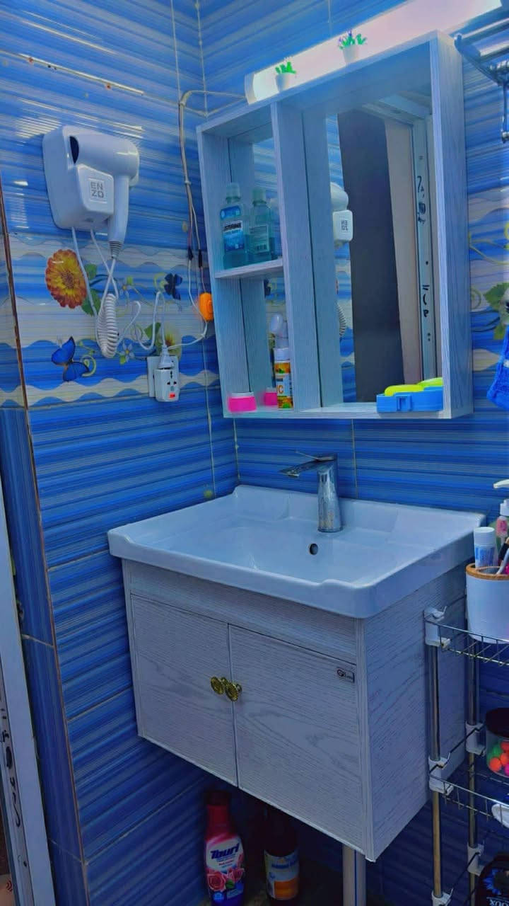 ميز تلفزيون جديد وتكمة مو سوكي 60 وبي مجال بسيط
مغلسة للبيع نضيفه السعر 50 وبيها مجال العنوان بغداد الاعظمية


**إذا كنت صاحب هذا الإعلان وتريد حذفه لأي سبب، رجاءا أرسل رسالة إلى الدعم الفني**