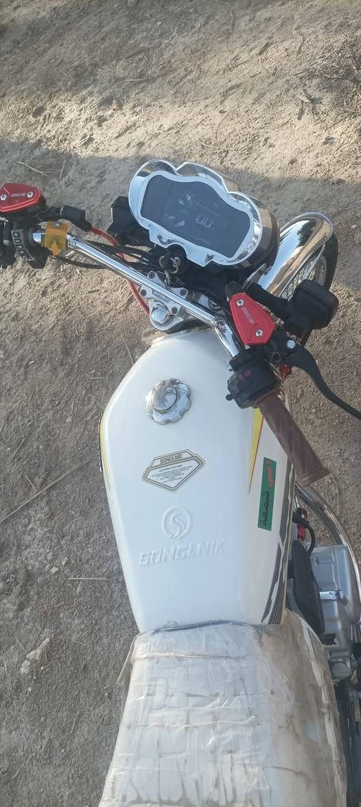 25للبيع مكاني الحمزة الشرقي السعر،700.  اوراق سكنر،***********
