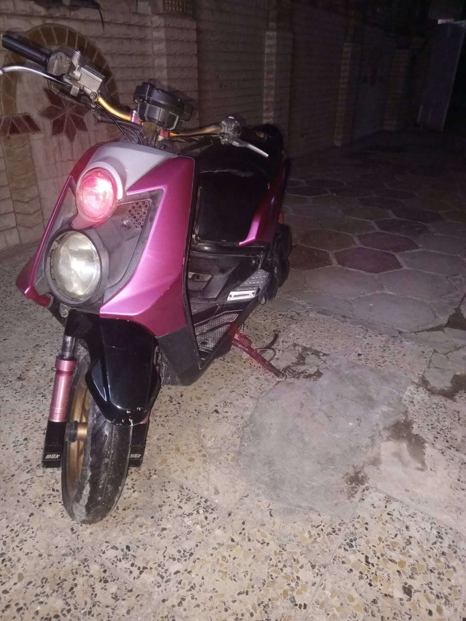 السلام عليكم
سكنس جبل فحل 
موديل 2014
كفرات تجاري بگ لايت ابو النضارة 
دبلات رياضي مكينة ممفتوحة 
السعر 850قفل بغداد المدينة 
***********
