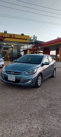 اكسنت هاجباك 2017 لون رصاصي سيارة نظيفه ماتصرف عليها فلس وارد امريكي  ...