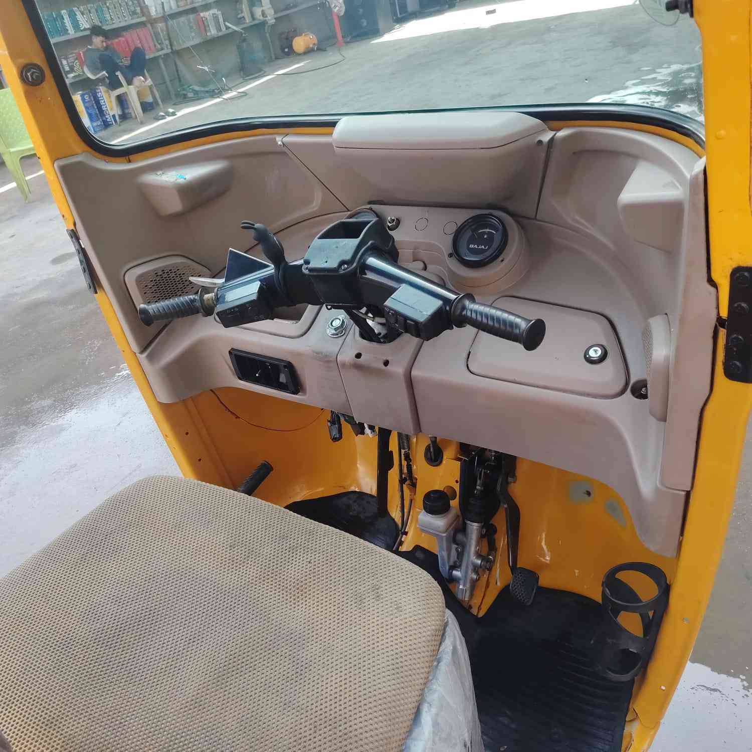 سلام عليكم تكتك مديل 2021للبيع مكان بغداد البياع 
الستفسار     ‏‪0783 034 0961‬‏
