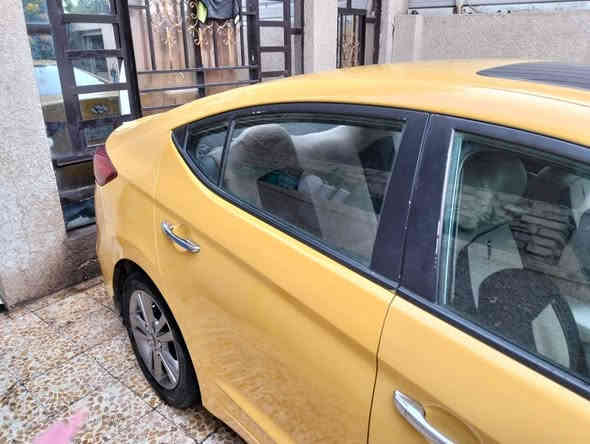 يا الله السلام عليكم  النترا مديل 2017سوبر خليجيه السياره مكفوله كفاله عامه من الضربه والتبديل رقم بغداد  محرك 2000 قطعتين تبريد السياره  فوول عده البصمه واحلا من الصوره بهواي

السعر 135وبيها مجال بسيط حگ الجيه 
رقم الهاتف: ***********. من رخصه ال ادمن
