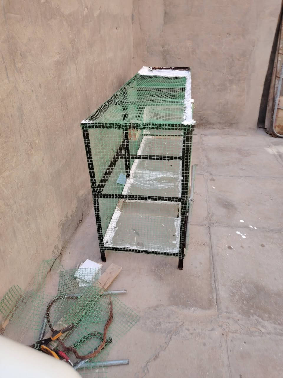 قفص طيور حب او حمام اودجاج  كلشي يصير بي يطار القفص حديد قياساته
ارتفاع 1.250
نزال  50
طول 2 متر
مكاني مركز الديوانيه سعره 50الف وبي مجال للشراي


**إذا كنت صاحب هذا الإعلان وتريد حذفه لأي سبب، رجاءا أرسل رسالة إلى الدعم الفني**