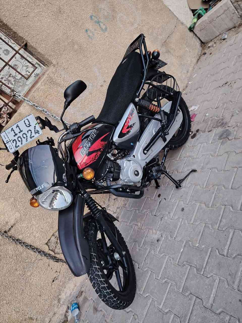 السلام عليكم
دراجه بوكسر موديل ٢٠٢٣  نزلتها بل٢٠٢٥ بشهر ٣
دراجه خير من الله ماشيا 27 الف حقيقي لين كل ١٥٠٠ ابدل دهن دراجه  حلوه كلش الحمدالله ومعتني بيها
رقم سنويه انكليزي بسمي
السعر ٢٦٠٠ مكاني المحموديه
*********** بي وتساب
