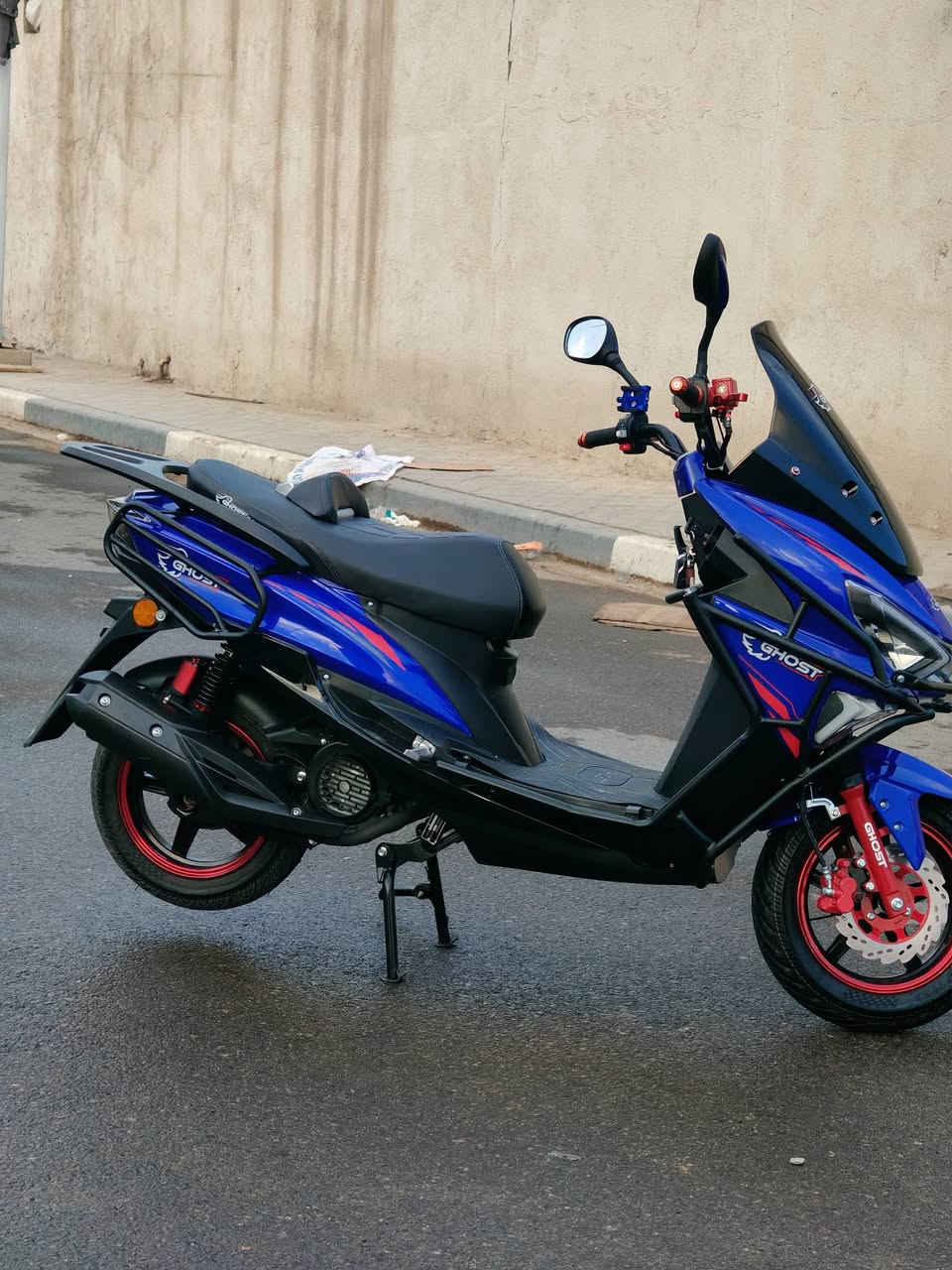 السلام عليكم دراجه سترونك 
٠ مديل 2024 طلعتها من الوكيل 2025/9/20 يعني صارلها فتره من طالعه من المعرض 
٠ مكاتبة وكيل بأسمي موجوده عندي
٠ زيرو زيرو زيرو
٠ كفاله عامه 
٠ بصمات 2 
٠ سويجات 2
٠ الدراجه بلاديه كفاله عامه مامفتوح بيها اي شي ولا برغي
٠ محرك  150cc
٠ فول مواصفات يو بي اس مانع انزلاق
٠ سستم دبلات رياضي  و ويلات واصابع ويدات غراضها الاصليه مالات الوكيل والدبل الغازي الاصلي 
٠ كهربائيات كلها شغاله ماناقصها اي شي اشاير رباعيه لايت زنون عالي ناصي بگ لايت ﴿ LiD ﴾
٠ دراجه هواي بيها شغلات وتفاصيل وحساسات 
٠ العينه الكتروني نسبه البانزين ونسبة البطاريه والاشاير + ﴿CHICK INGIN﴾ اي خلل عندك يضهر بالعينه
٠ المحرك شرط كفاله كفاله كفاله 
٠ الدراجة نگرة سلف
٠ الدراجه بعدهه ماماشيه هواي الله شاهد على ايدي ماناقصها كلشي كلشي غراضها كلهن كاملات 
٠ السعر 1350
٠ مكاني البصره الزبير المربد
٠ *********** اتصال/واتساب
