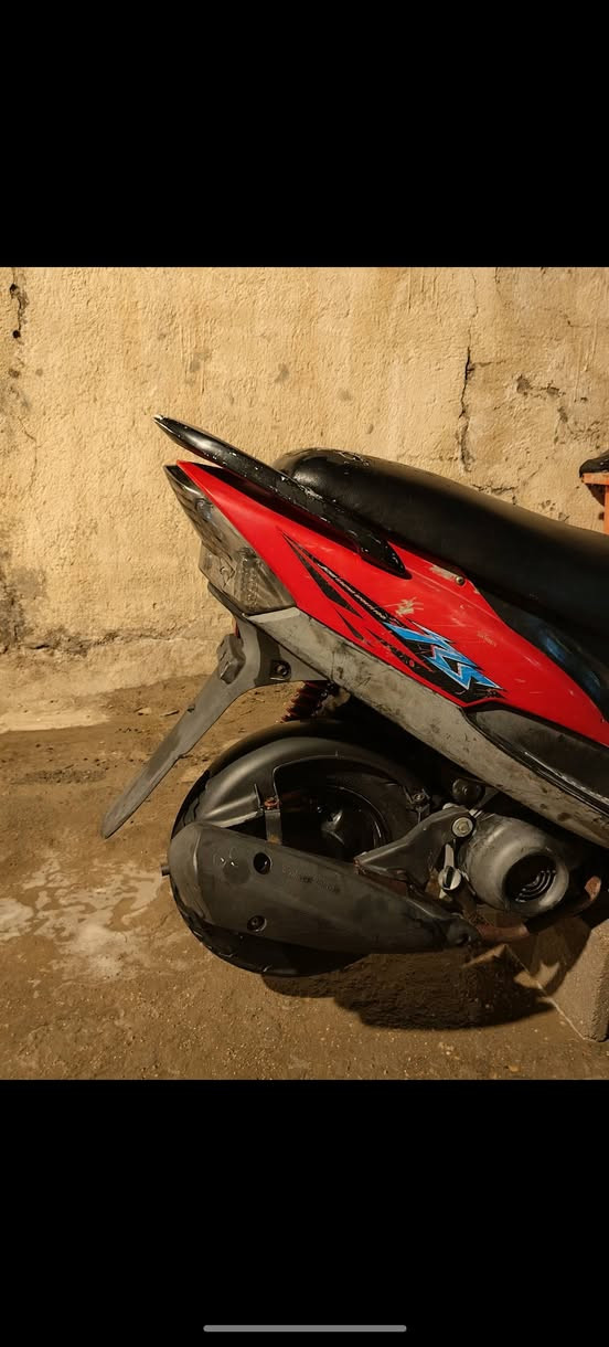 للبيع ماكس عدله ختم واحد شلعه ومعدل الدراجه رمبه محرك أخرس زوج تأيرات  جدد كفرات بلاد السعر 690 المكان القرنه الشرش رقمي ***********
