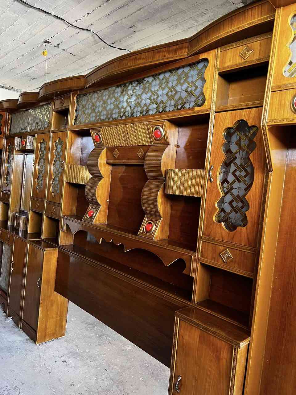غرفه هودج مسرح عالي السعر 800 وبيها مجال المكان فلوجه سكنية للاستفسار على الرقم ***********
