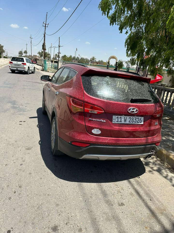 سنتافي ٢٠١٥خليجي رقم بغداد مكفوله من صبغ وضربه
مواصفاتها 
السعر 155
بانوراما و٧راكب 
٦ سلندر 
تبريد تلث قطع 
مري شفط وكهرباء 
ويل كب دعايه ١٩
اشاير مري 
وبقيه المواصفات المعروفه
***********
