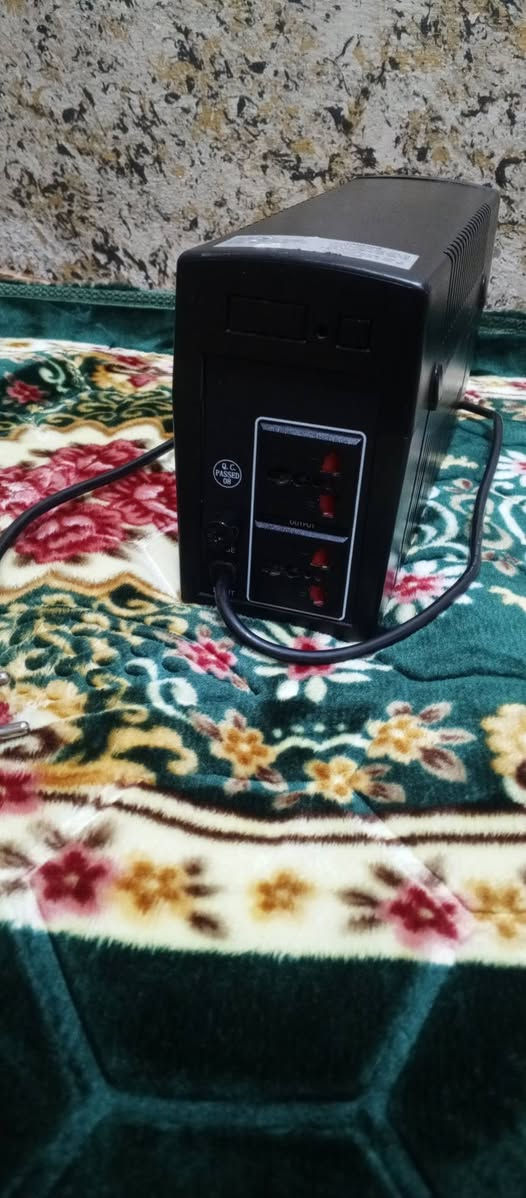 السلاعليكم بلي3سلم وفات مع يوبي اس كاملات ملحقات مع كيبل انترنيت  مستعجل علة بيعتهن كلهن 165بيهن مجال الرقم ***********
