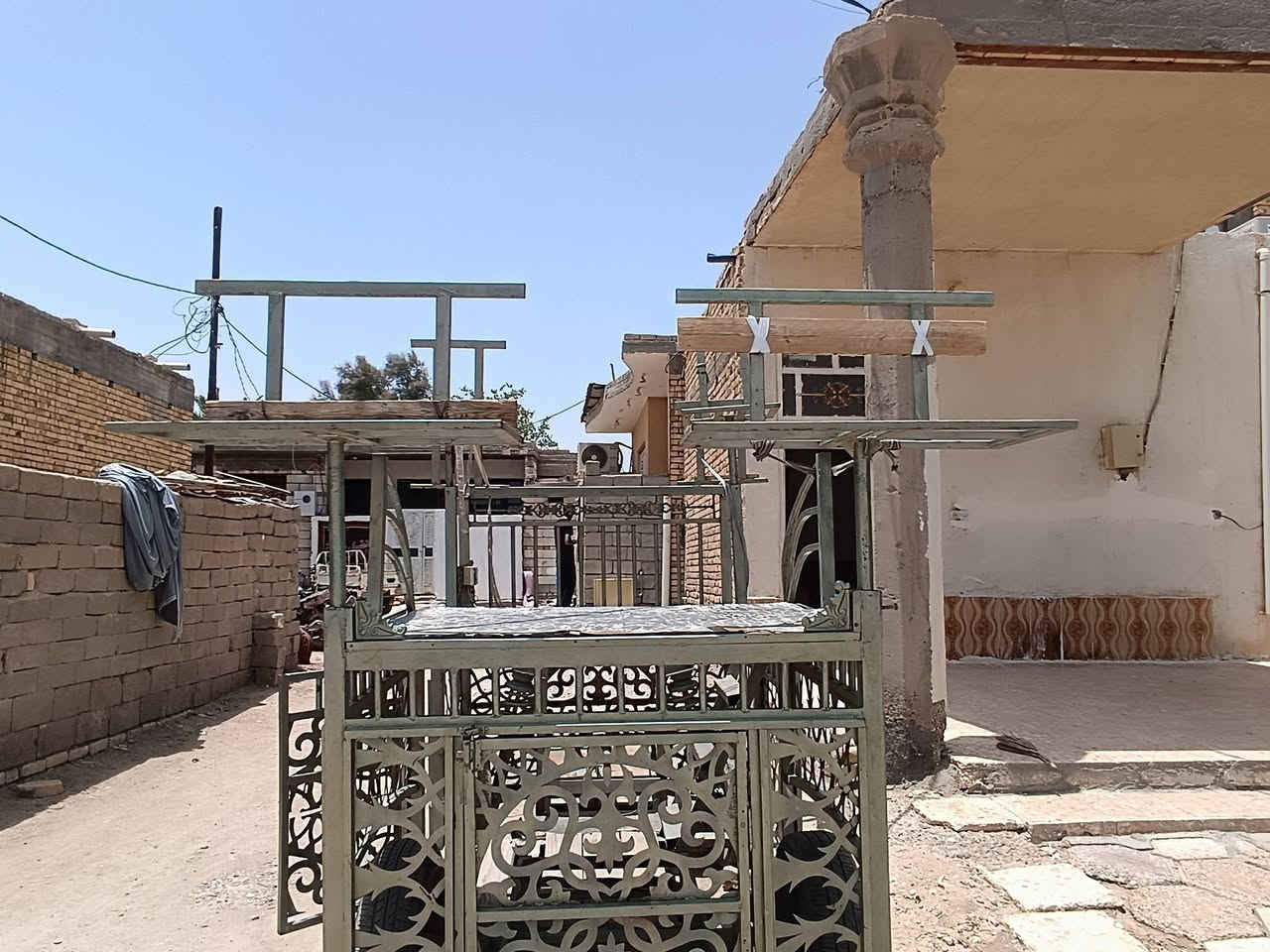 متاح سماعات دب 12انج اربعه وجهاز رافع قدره وعربانت موكب جاهزة من كلشي اي نقص مابيه الاستفسار ع***********و
***********وبخدمتكم
