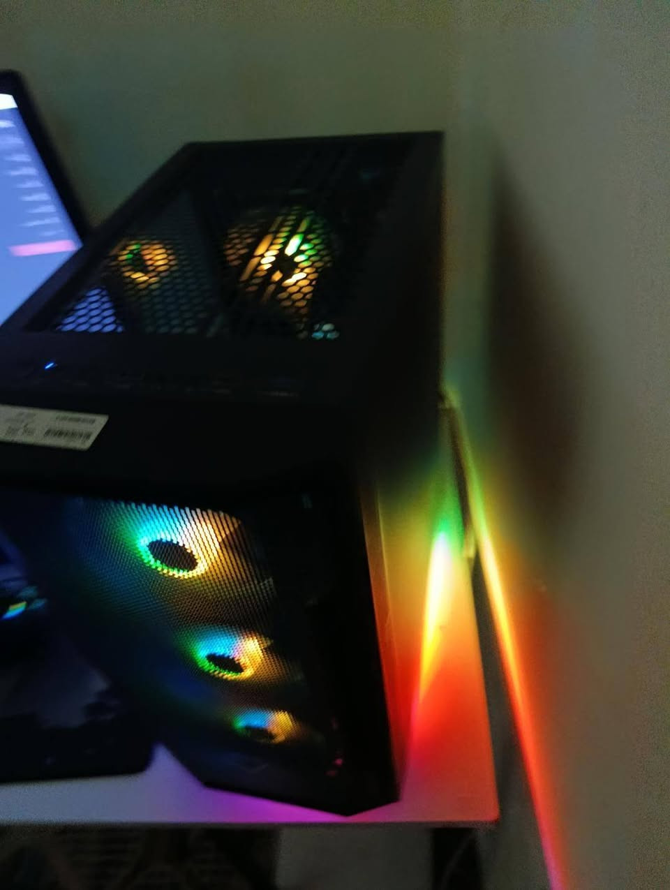 معالج Ryzen 5 4650g pro
بورد b450
كرت شاشة 1660s 6gb
رامات 16 3200
تخزين m.2 512
بور سبلاي 700w
كيس اربع فانات RGB وفيه تحت هم RGB
سعرها ٦٥٠
مكاني بغداد الدوره اكو توصيل لكل مكان


**إذا كنت صاحب هذا الإعلان وتريد حذفه لأي سبب، رجاءا أرسل رسالة إلى الدعم الفني**