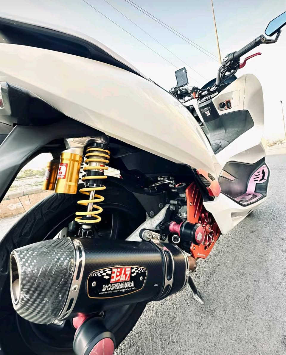 سلام عليكم
1 جيل الثالث HONDA PCX

الدراجه لاتبخيه ولا نقص ال PCX مزوده

YOSHIMURA صلصه

کاربون

2 طلاعات bpk racink

bpk racink 3 دواسات

4- قبق عمبار ويدات بريك bpk racink

5 bpk racink

-6- إطار مال بصمه Semspeed

BAPHONNET 7 مري

دبلات خلفيه PREMIUM

- 6 سلايدرات bpk racink

10 قبق راديتر BBIKERS

11 - قطره دهن بصمه

12 - قبق فلتر شوته

13 - منضومه عدسات زنون
***********
سعر خاص
