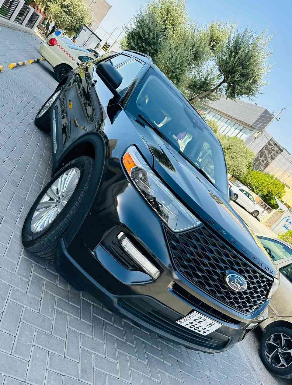 السلام  عليكم ورحمة الله وبركاته
‏‎‏‎       ——— لـلـبـيع  ———

‏‎‏‎فورد اكسبلورر       —  Ford Explorer

‏‎‏‎وراد أمريكي.     —  سعر ( 210$)

‏‎‏‎الموديل           —2021

فئة.                 — XLT /4WD

حجم المكينه   — V4/2300T

‏‎‏‎اللون               — اسود 

رقم شانصى/1fmsk8dh8mga44144 

‏‎‏‎المسافه المقطوعه — 22 ميل

‏‎‏‎حاله السياره. — صبغ قطعة وحدة فقد الجاملغ امامى بس كلير شبر بدون ضرر داخل

‏‎‏‎المواصفات 
‏‎‏‎- بصمة تشغيل 
‏‎‏‎- بصمة أبواب 
‏‎‏‎-تشغيل عن بعد 
‏‎‏‎-ترحيب عند الاقتراب 
‏‎‏‎-كشنات جلد 
‏‎‏‎- رادار جانبي 
‏‎‏‎-رادار امامي 
‏‎- رادار خلفي 
‏‎‏‎- شاشه كبيره تدعم نظام الأبل كار باي ونظام الاندرويد 
‏‎-تدفئة ستيرن 
‏‎-گير ماوس 
‏‎-دبل اكسل 
‏‎-اوتو هولد 
‏‎-اوتو ستوب 
‏‎-هندبريك بصمه 
‏‎-٧وضعيات قياده 
‏‎‏‎-كشنات تدفئة 
‏‎‏‎- ستيرن بحركه كهربائيه 
‏‎‏‎- تبريد مركزي 
‏‎‏‎- بگ لايت LED 
‏‎-صندوق كهربائي 
‏‎-كشنات VIP 
‏‎‏‎- كود باب 
‏‎‏‎-كرسي السايق والراكب بحركه كهربائيه
‏‎‏‎-تحكم ستيرن جهتين 
‏‎‏‎-تحديد سرعه 
‏‎‏‎-مانع انزلاق 
‏‎‏‎-ليد نهاري
‏‎‏‎-كامره خلفيه دواره 
‏‎‏‎باقي المواصفات المعروفه 

صور حادث موجود‏‎

‏‎‏‎رقم السياره    — اربيل دولى

‏‎‏‎موقع  السياره — اربيل
للاستفسار 
لاتصال او واتس على الرقم 
رقم فايبر + واتسابا
 *********** اسيا
 *********** كورك
