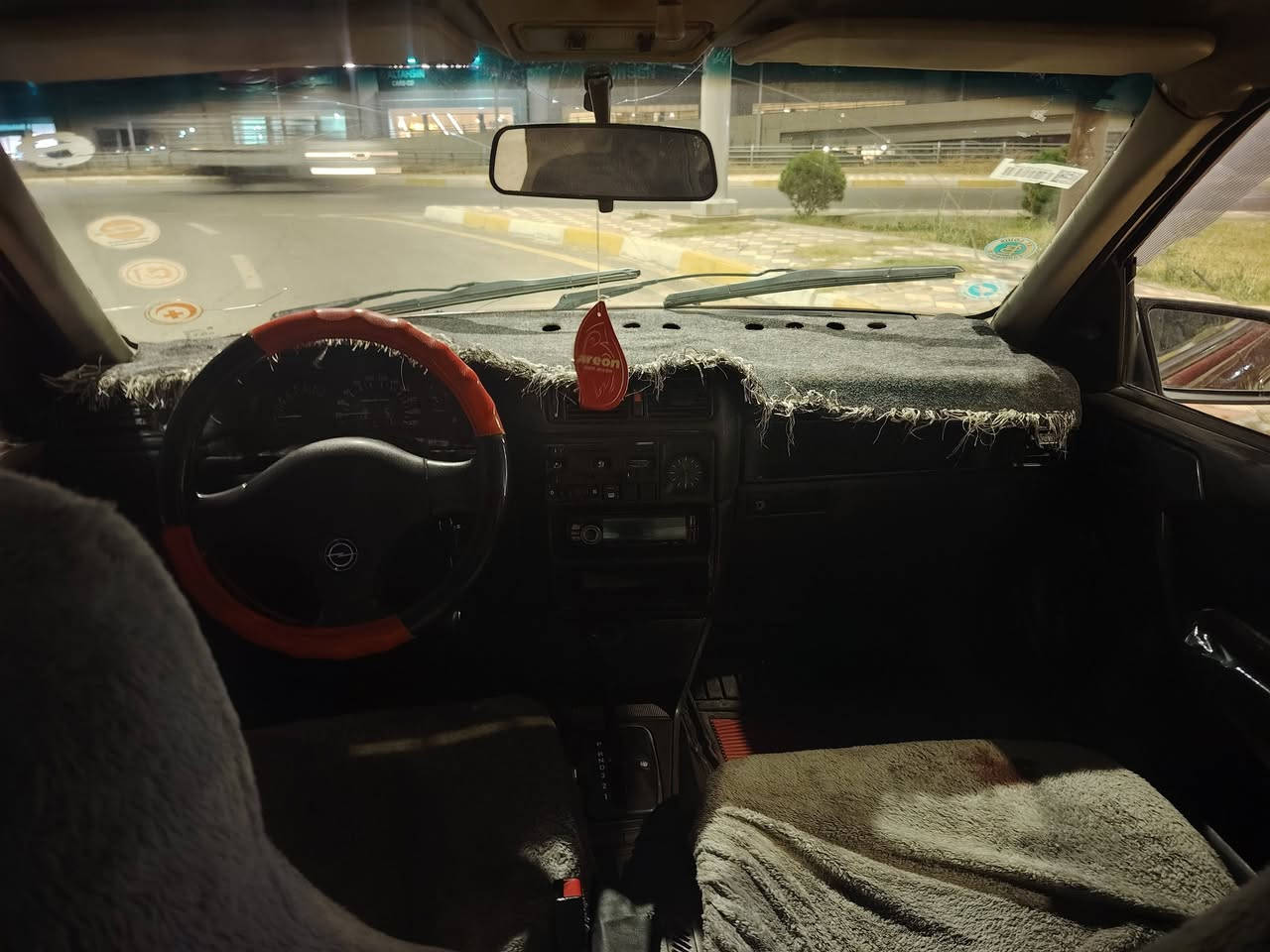 سياره اوبل فكترا موديل 91حجم18كير اوتاماتيك سياره نظيفه جدا كولشي مابي شرط بدون ضربه رقم جديد بي دفتر بنزين كهربائية كلها شغال تخم صدر جديد سعر 41وبي مجال بسيط عنوان كركوك رقم هاتف ***********
