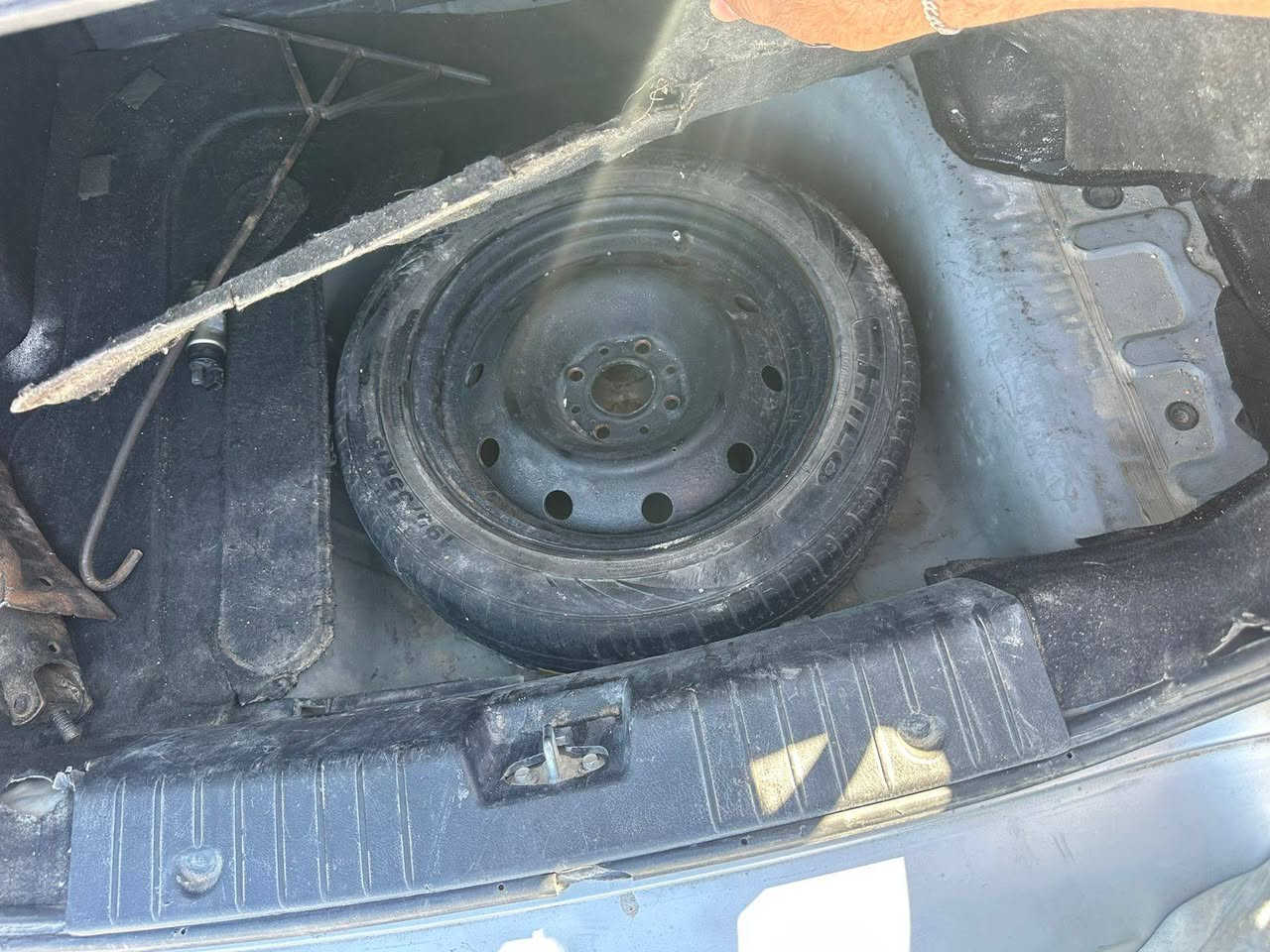 السلام عليكم ورحمة الله وبركاته
افيو  مديل ٢٠١٣ كوري مكينه اوبترا اوتو 
السياره بدون حادث بيهه طخطخات 
مكينه كير خير من الله 
بغداد سنويه جديده المكان بغداد غزاليه 
السعر.  ٥٣ بيهه مجال جدا بصيط بس حق الجيه 
***********
